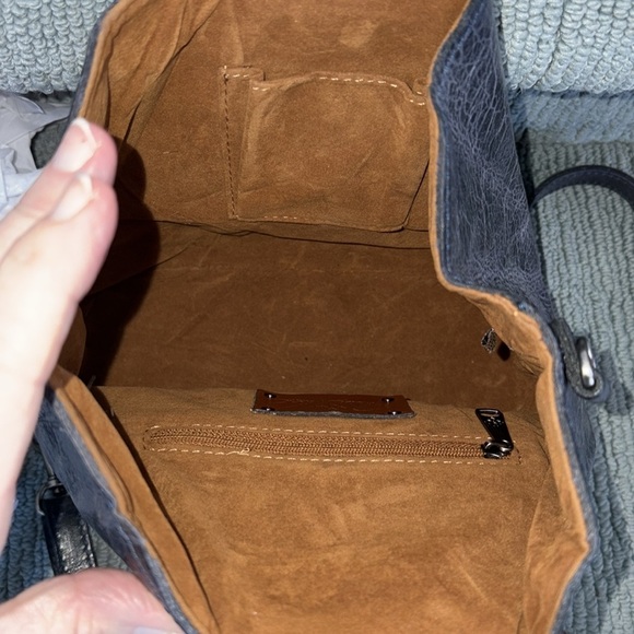 Patricia Nash  backpack  knapsack  mini backpack crinkle, leather charcoal gray - Picture 14 of 15